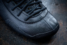 Load image into Gallery viewer, Von Merlin T3K Skate Boot